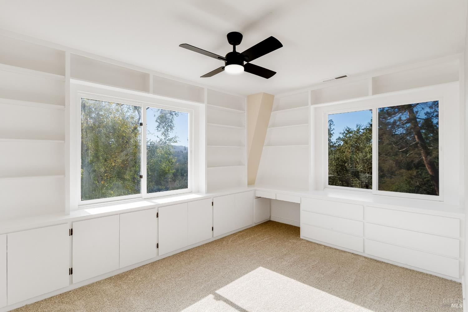 3384 Deer Hill Road Lafayette, CA 94549 - Photo 30 of 79 Gallery Image 30