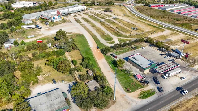 $395,000 | 1113 North Old Highway 81, Kyle, TX 78640