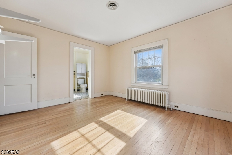 182 Meisel Avenue Springfield, NJ 07081 - Photo 12 of 14