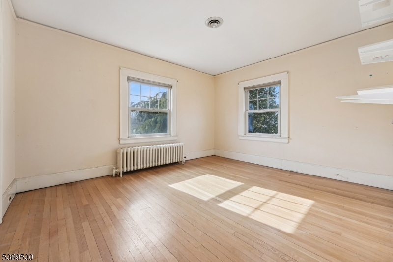 182 Meisel Avenue Springfield, NJ 07081 - Photo 10 of 14