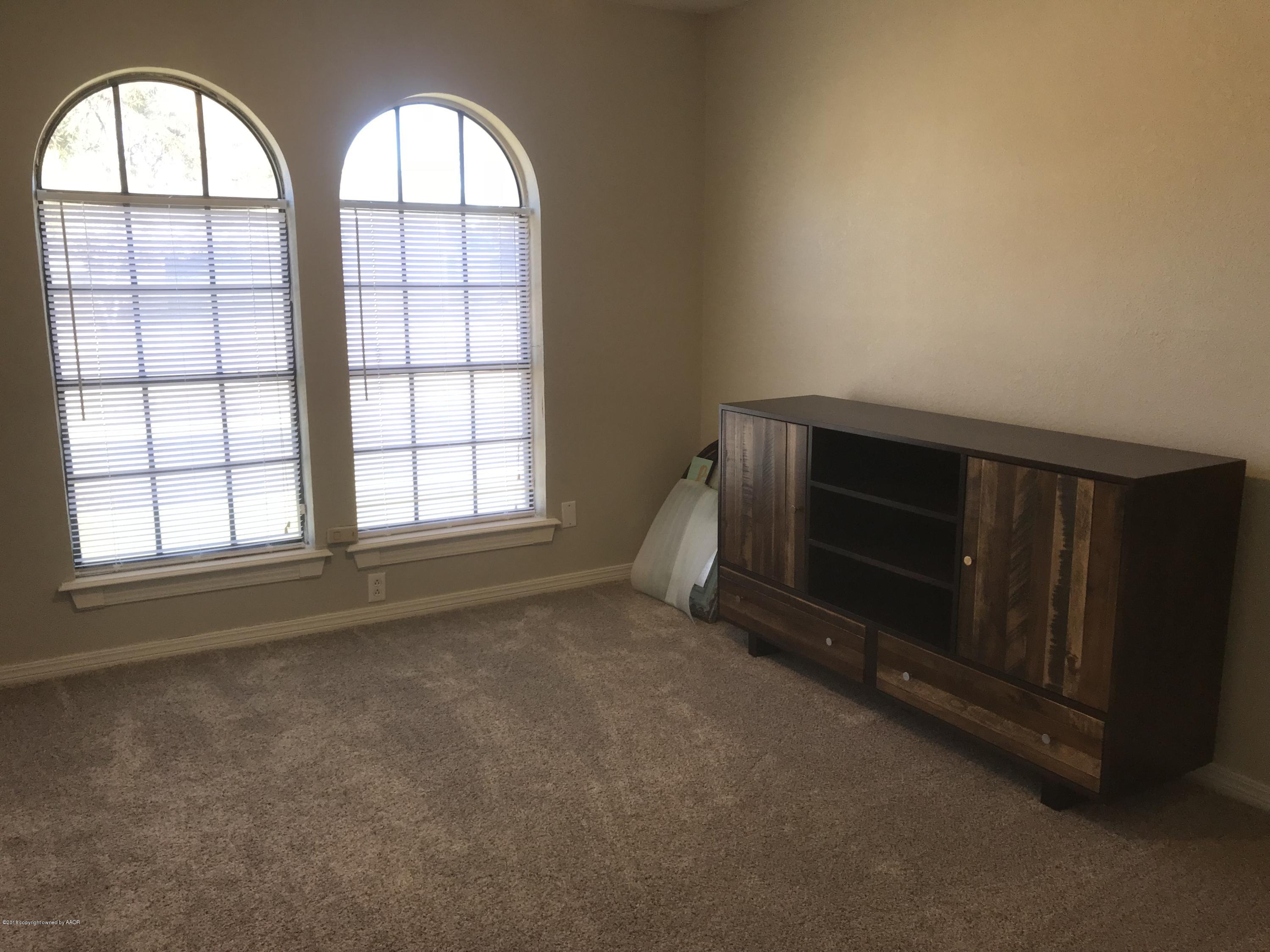 6704 Drexel Road Amarillo, TX 79109 - Photo 15 of 18 Bedroom 3