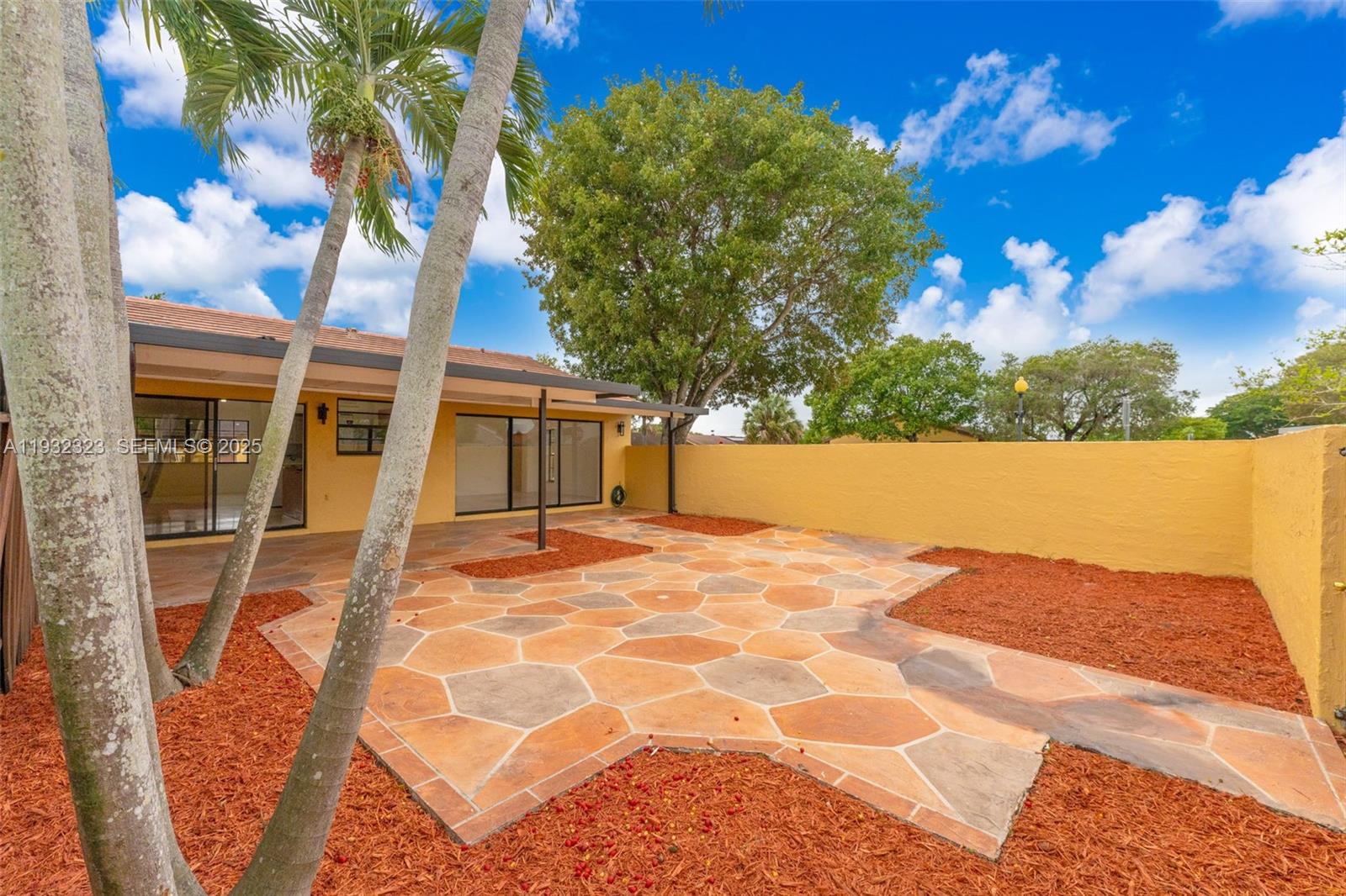 14719 Southwest 84th Terrace Miami, FL 33193 - Photo 19 of 26