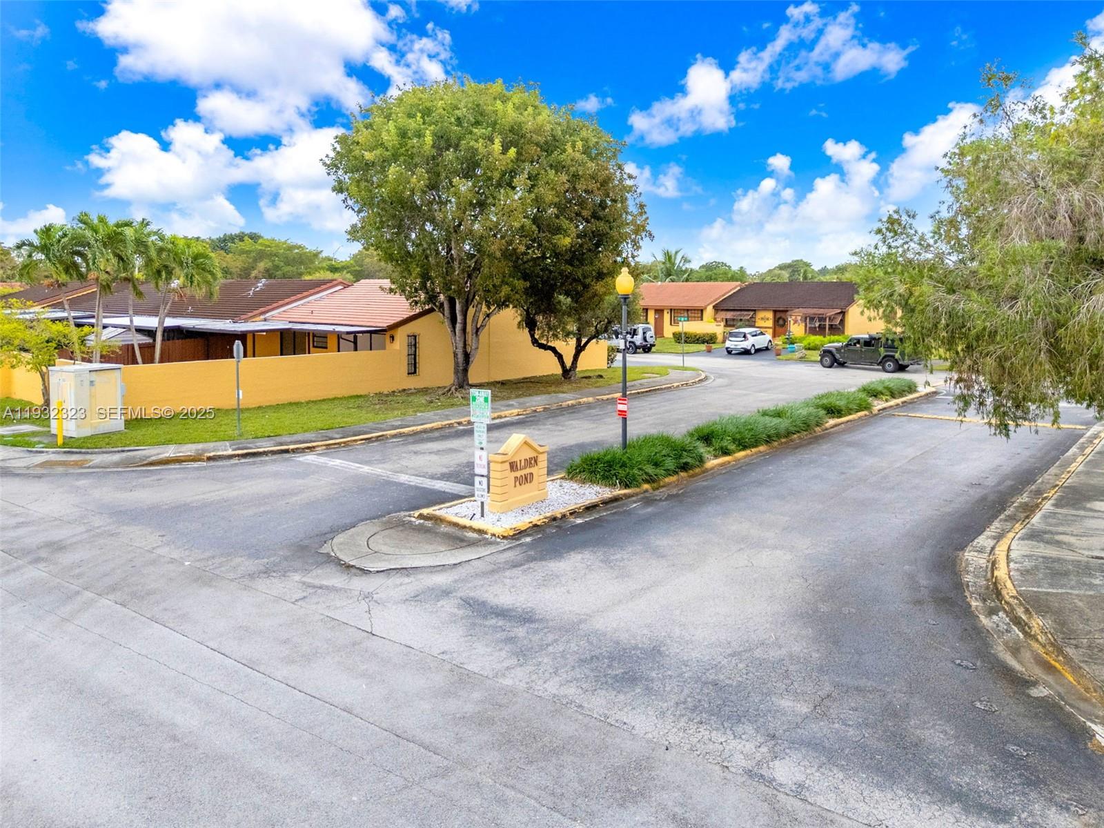 14719 Southwest 84th Terrace Miami, FL 33193 - Photo 24 of 26