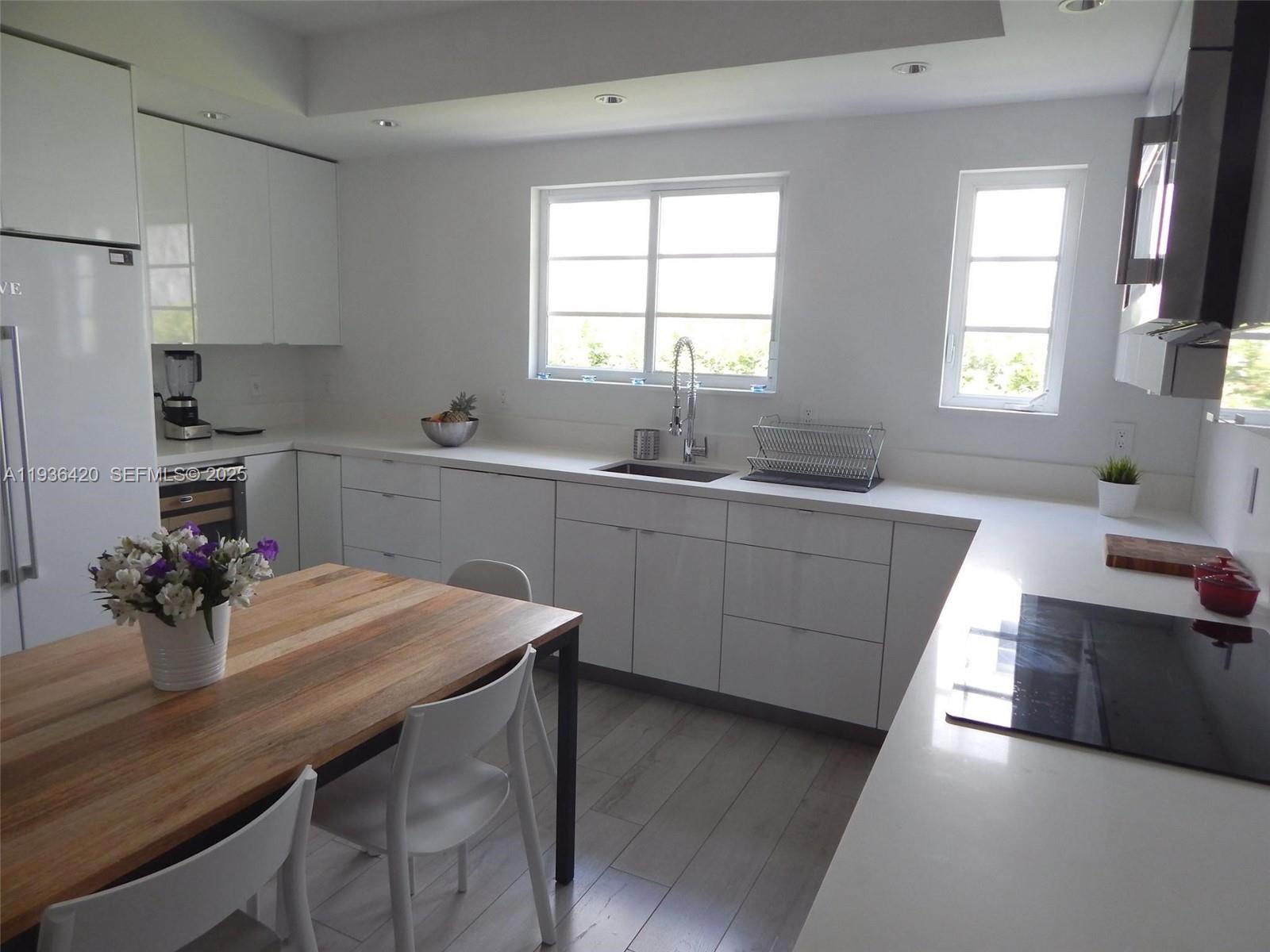 831 10th Street, Unit 102 Miami Beach, FL 33139 - Photo 6 of 30