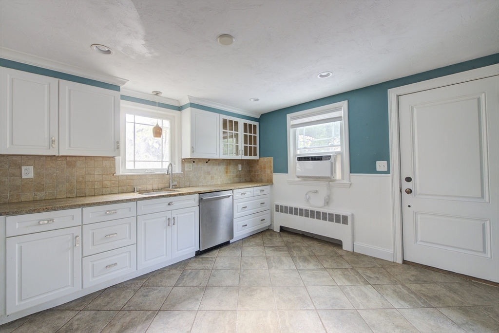 13 Winslow Road Sharon, MA 02067 - Photo 5 of 34 Gallery Image 5