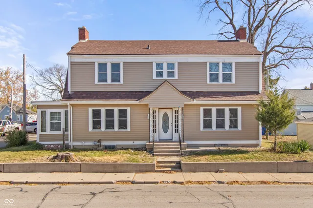 $213,000 | 1222 Central Avenue, Anderson, IN 46016