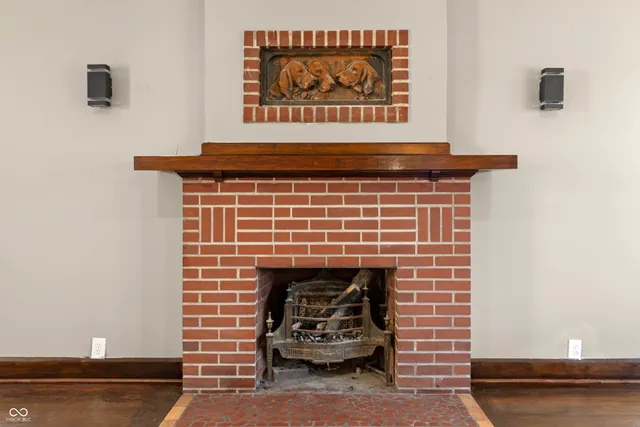 $213,000 | 1222 Central Avenue, Anderson, IN 46016