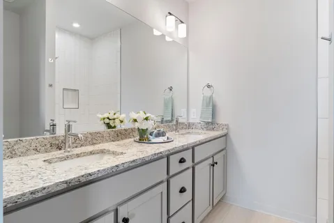 $439,900 | 352 East Village Lane, Nashville, TN 37216