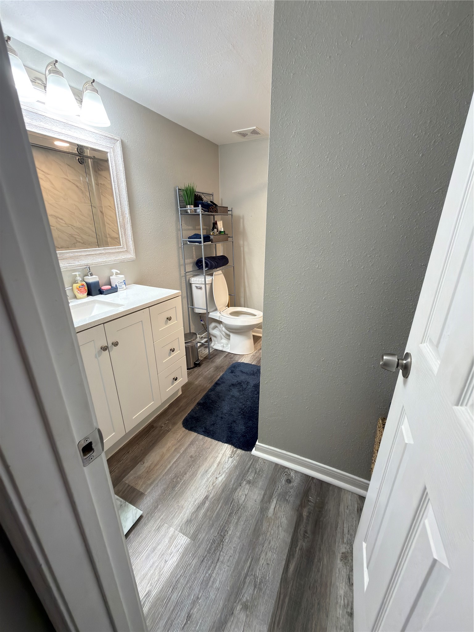 9721 Debbie Lane Houston, TX 77038 - Photo 6 of 12