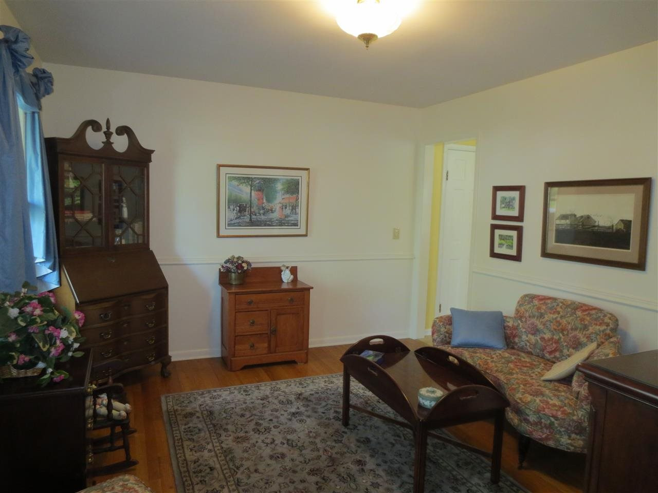 113 Berwick Road Bethlehem, NY 12054 - Photo 5 of 25 Photo 5