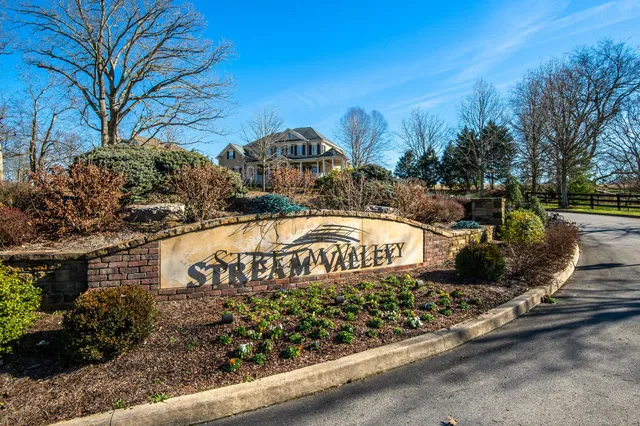 $915,000 | 8029 Brookpark Avenue, Franklin, TN 37064