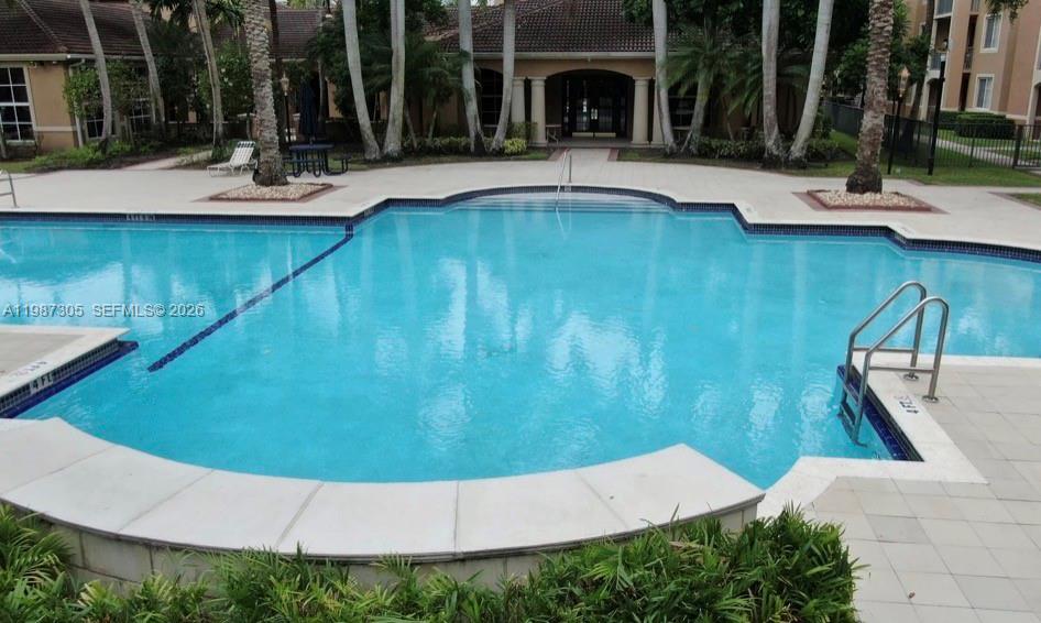 8000 North Nob Hill Road, Unit 107 Tamarac, FL 33321 - Photo 2 of 7