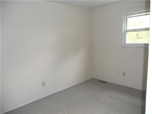 3277 Sundale Road Columbus, OH 43232 - Photo 11 of 12 Gallery Image 11