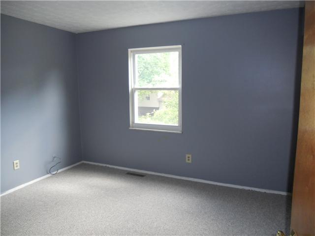 3277 Sundale Road Columbus, OH 43232 - Photo 7 of 12 Gallery Image 7