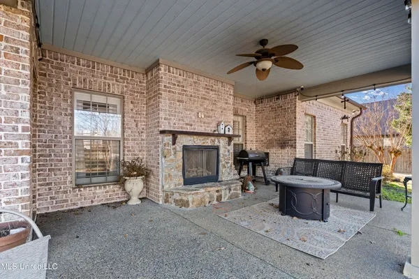 $499,900 | 1838 Gracie Road, Hernando, MS 38632