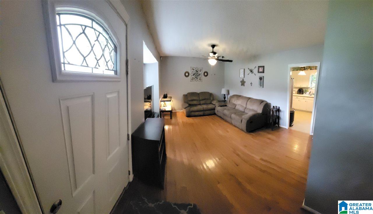 110 Dale Drive Alabaster, AL 35007 - Photo 3 of 16