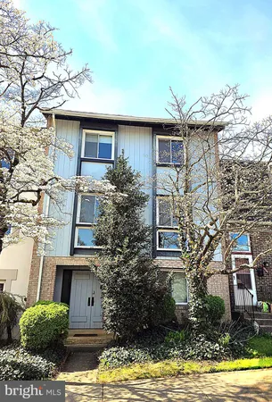 $589,000 | 9506 Miranda Court, Fairfax, VA 22031