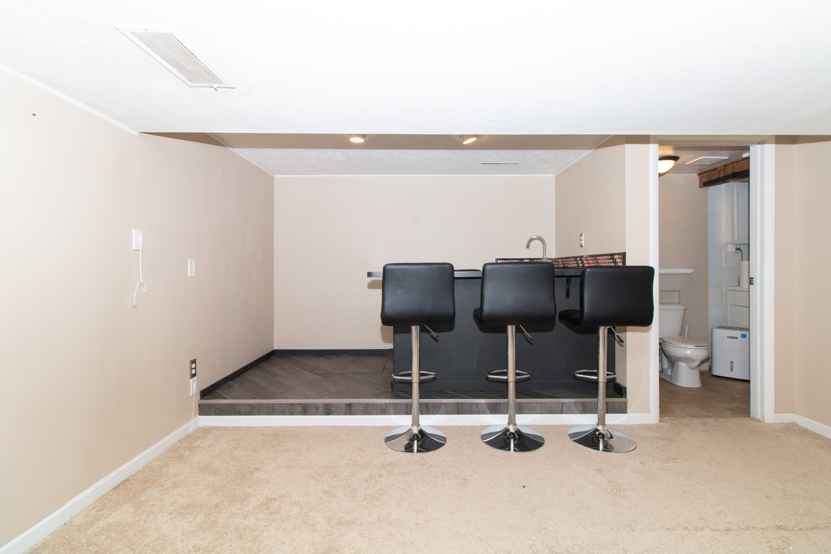 12 Timberview Drive Bloomington, IL 61701 - Photo 29 of 40 a view of a room with gym equipment