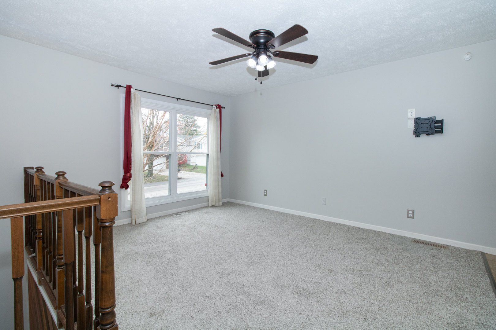 12 Timberview Drive Bloomington, IL 61701 - Photo 4 of 40 wooden floor in an empty room