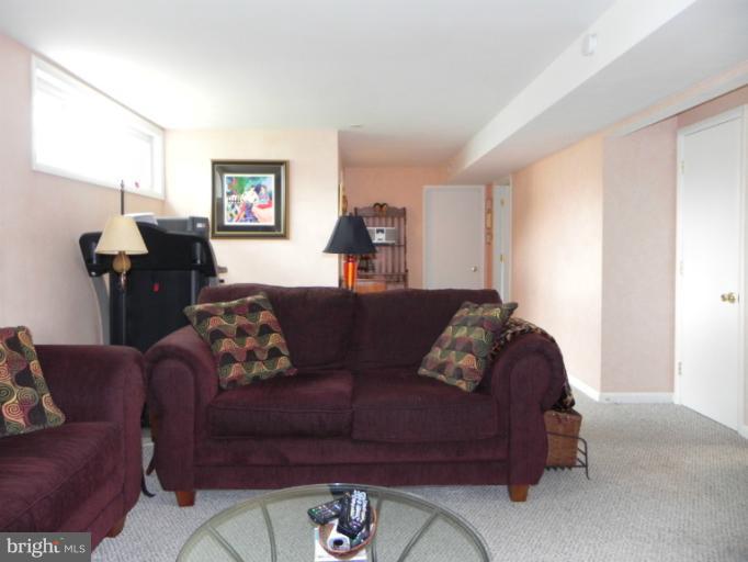3814 Byxbee Road Randallstown, MD 21133 - Photo 4 of 23 Family Room