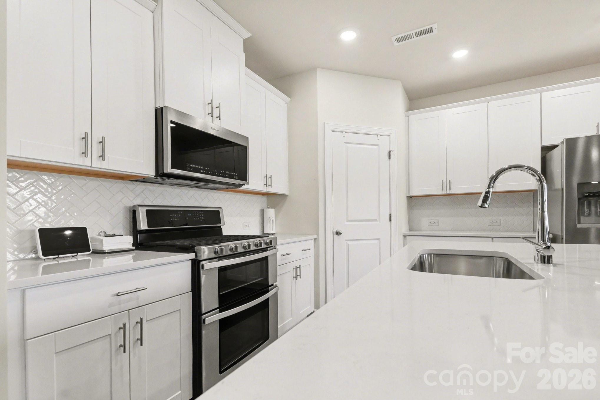 11416 Solstice Way Huntersville, NC 28078 - Photo 14 of 39