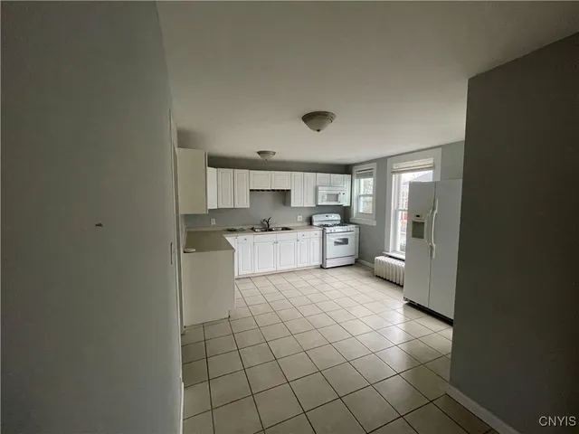 $1,300 | 255 Ten Eyck Street, Watertown, NY 13601