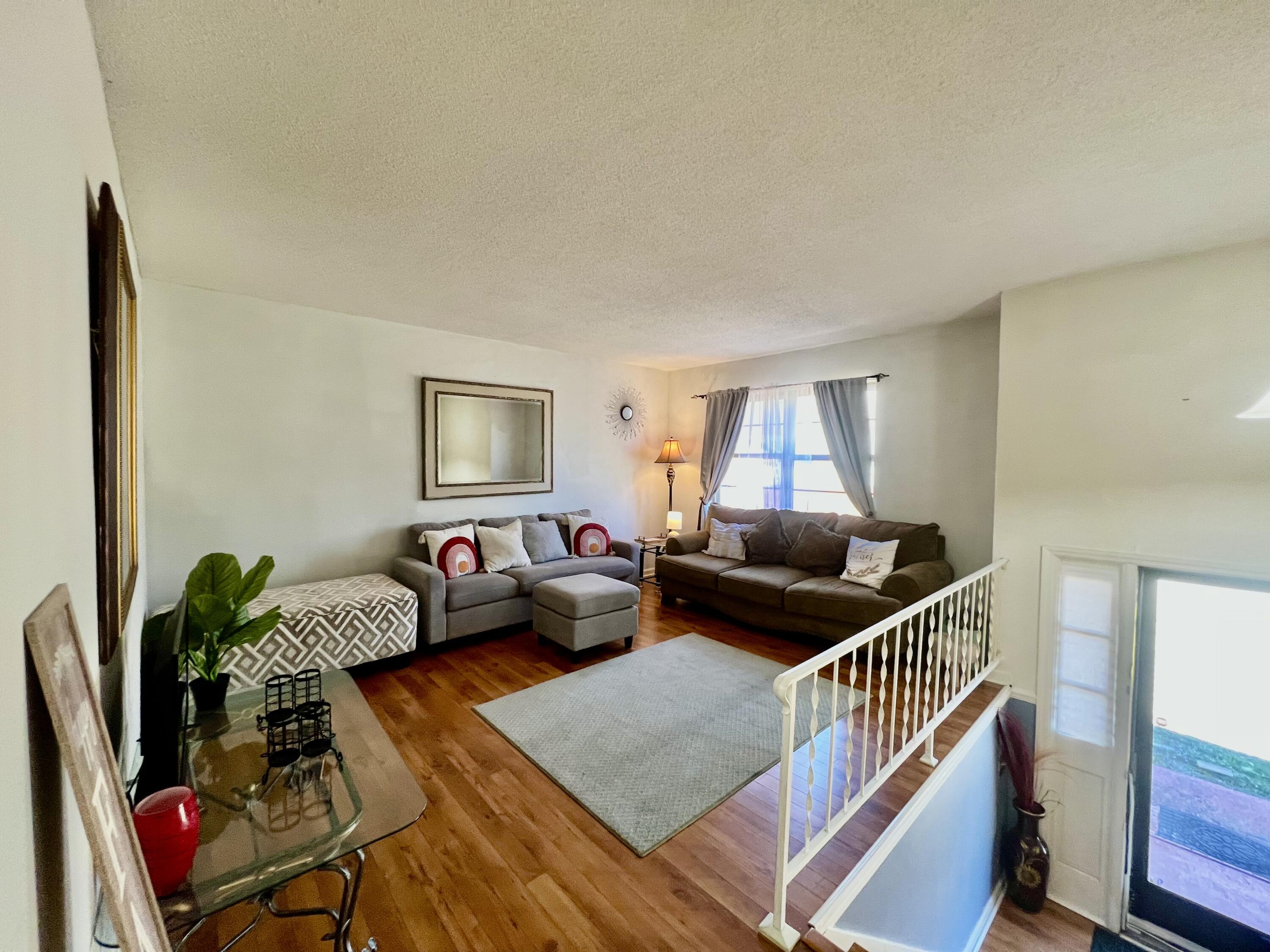 1032 Hill Crest Road Hixson, TN 37343 - Photo 4 of 33 IMG_4627