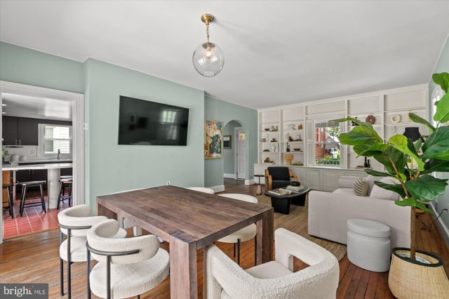 $1,495,000 | 12 East Windsor Avenue, Alexandria, VA 22301