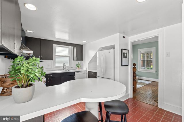 $1,495,000 | 12 East Windsor Avenue, Alexandria, VA 22301