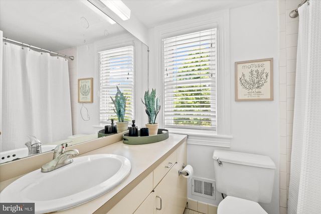 $1,495,000 | 12 East Windsor Avenue, Alexandria, VA 22301