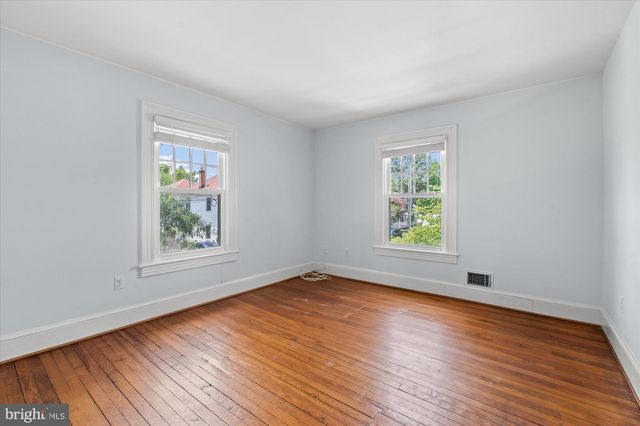 $1,495,000 | 12 East Windsor Avenue, Alexandria, VA 22301