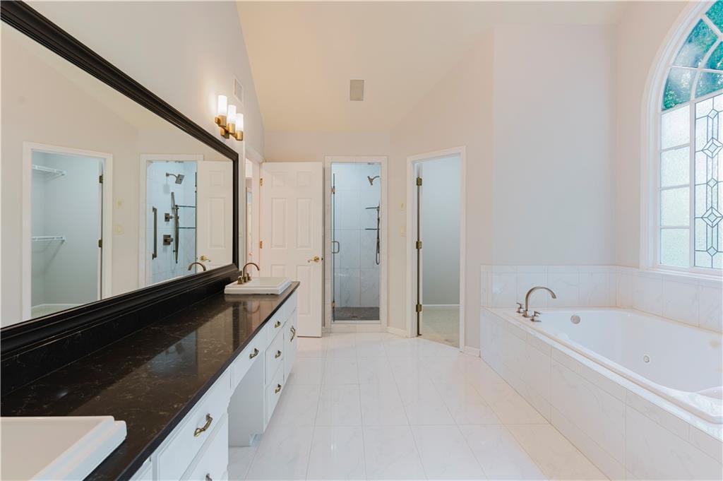 2552 Berwick Walk Snellville, GA 30078 - Photo 45 of 80