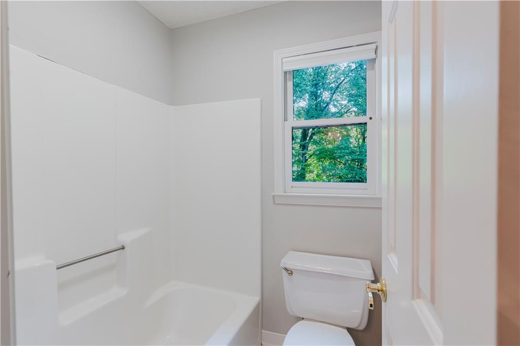 2552 Berwick Walk Snellville, GA 30078 - Photo 53 of 80
