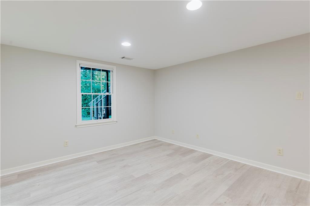 2552 Berwick Walk Snellville, GA 30078 - Photo 69 of 80