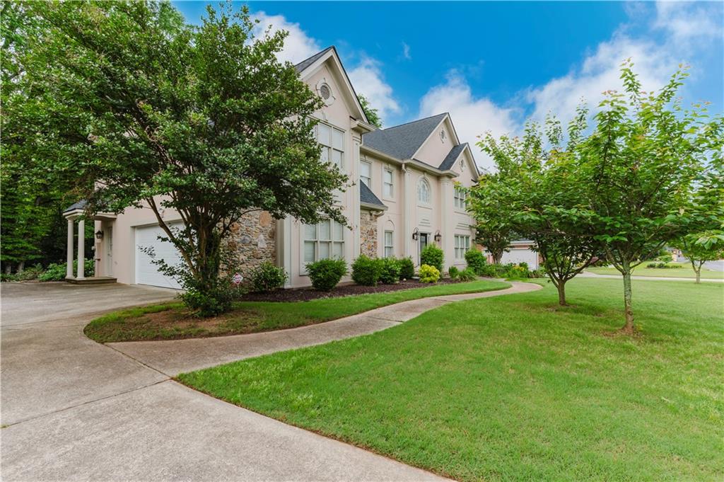 2552 Berwick Walk Snellville, GA 30078 - Photo 8 of 80