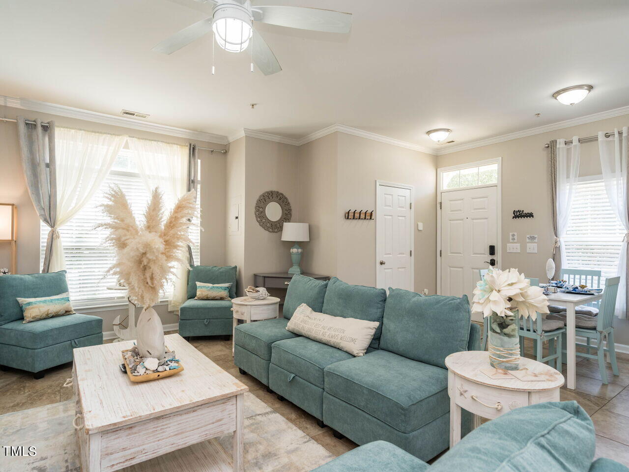 2231 Raven Road, Unit 111 Raleigh, NC 27614 - Photo 2 of 21 Family Room