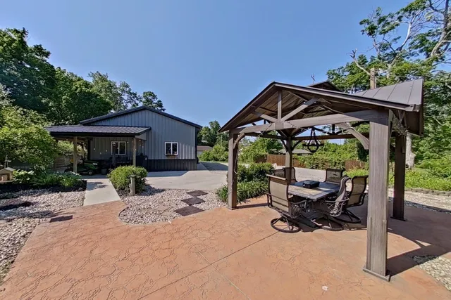 $306,500 | 3907 Woodside Drive, Richmond, IN 47374