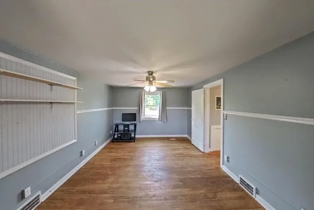 $306,500 | 3907 Woodside Drive, Richmond, IN 47374