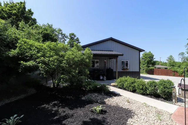 $306,500 | 3907 Woodside Drive, Richmond, IN 47374