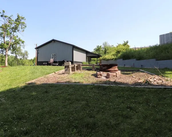 $306,500 | 3907 Woodside Drive, Richmond, IN 47374