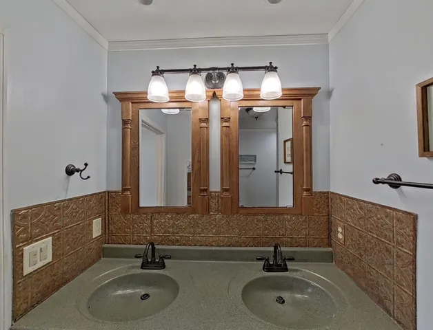 $306,500 | 3907 Woodside Drive, Richmond, IN 47374