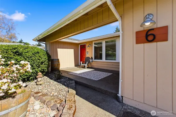$410,000 | 6 Dove Street, Longview, WA 98632