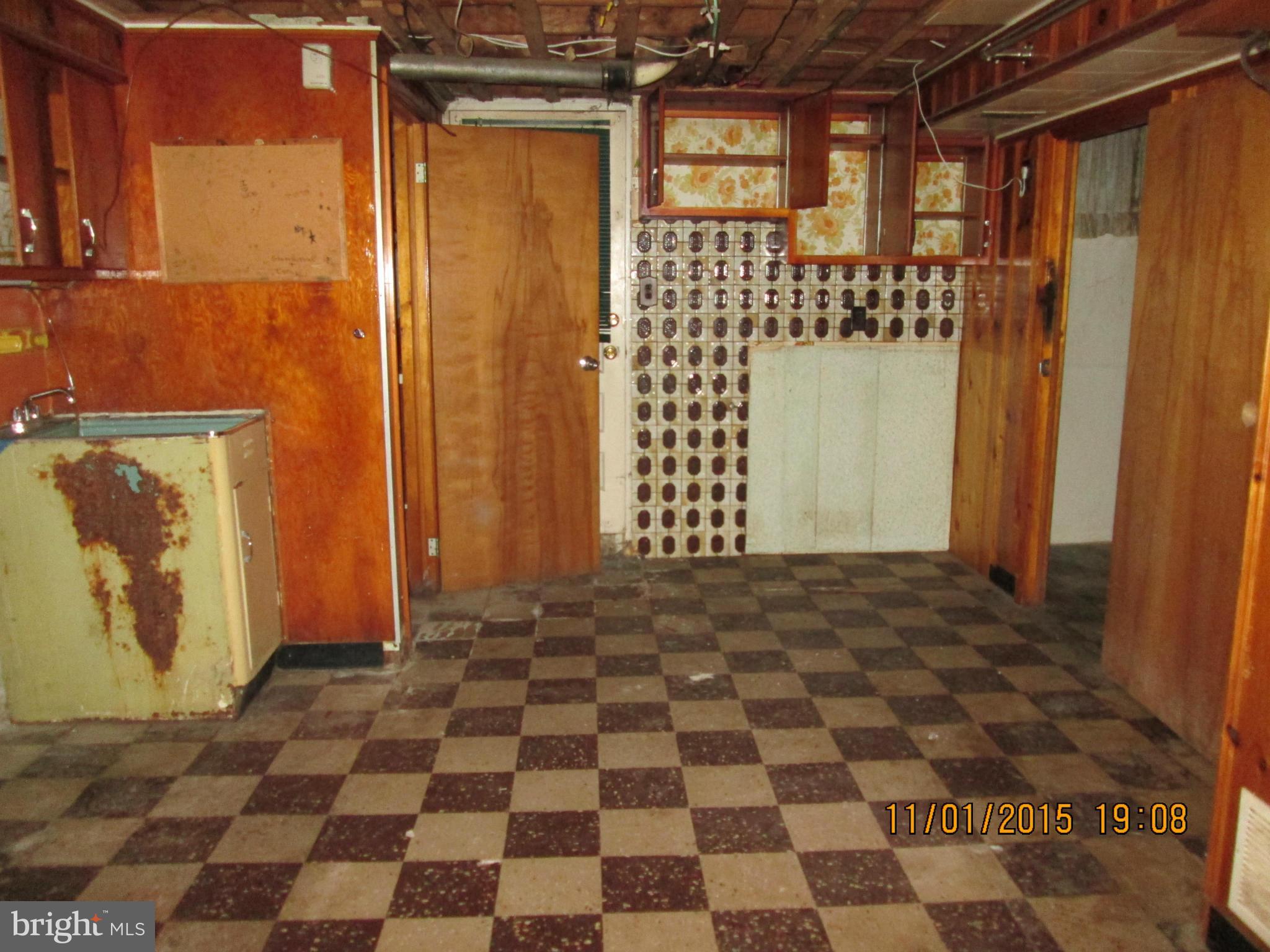 2249 Firethorn Road Baltimore, MD 21220 - Photo 7 of 13 Basement