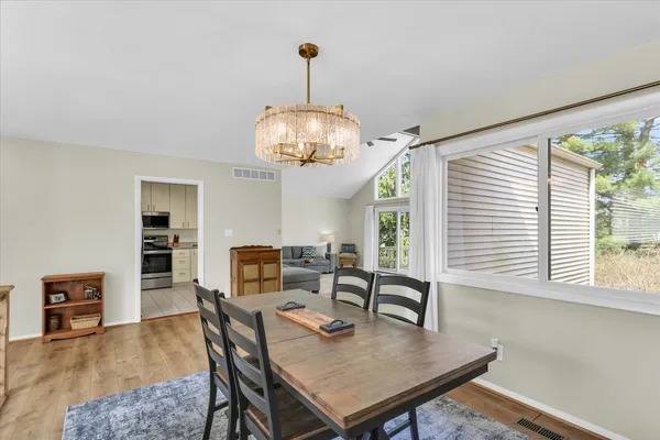 $315,000 | 27 Fields East, Champaign, IL 61822