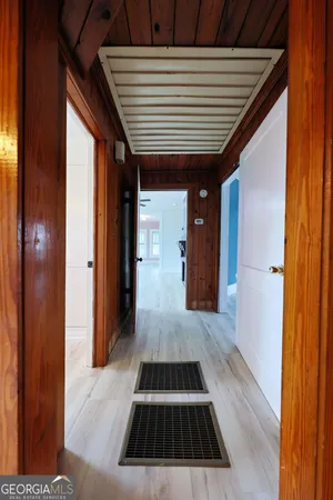 a view of entryway with a hall
