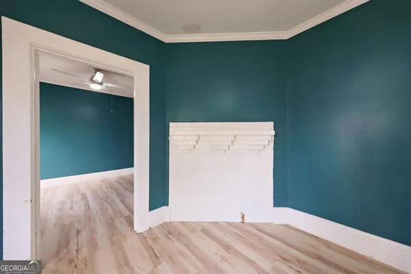 a view of a hallway with closet