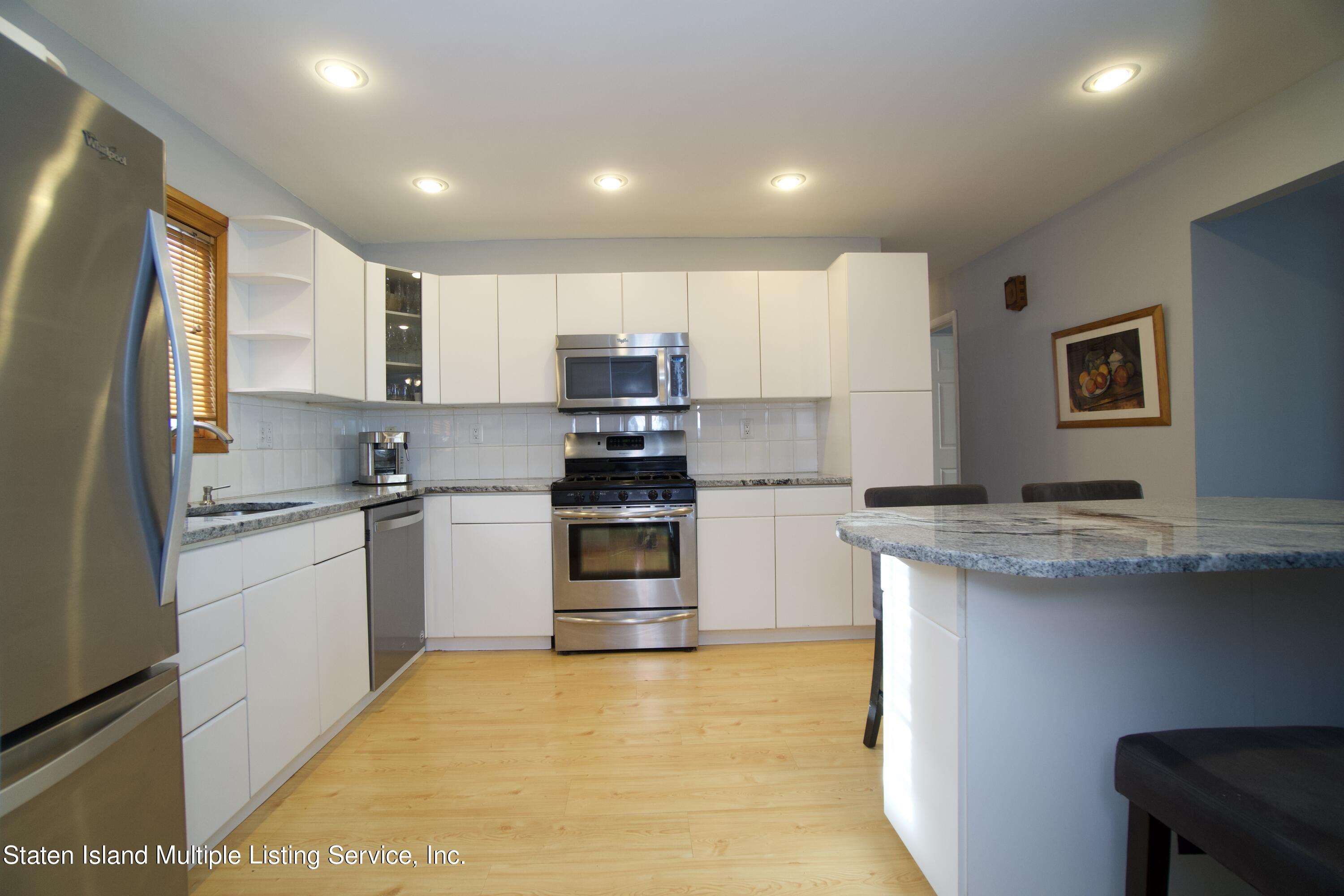 382 Beach Road Staten Island, NY 10312 - Photo 11 of 38 7FAE04AC-F610-4CE7-9F99-A81557F80843