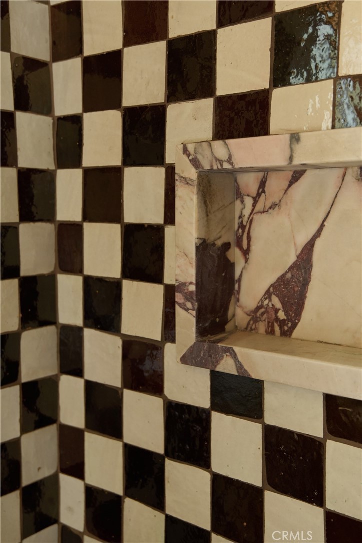 4367 Rising Hill Road Altadena, CA 91001 - Photo 28 of 57 a black and white checkered floor