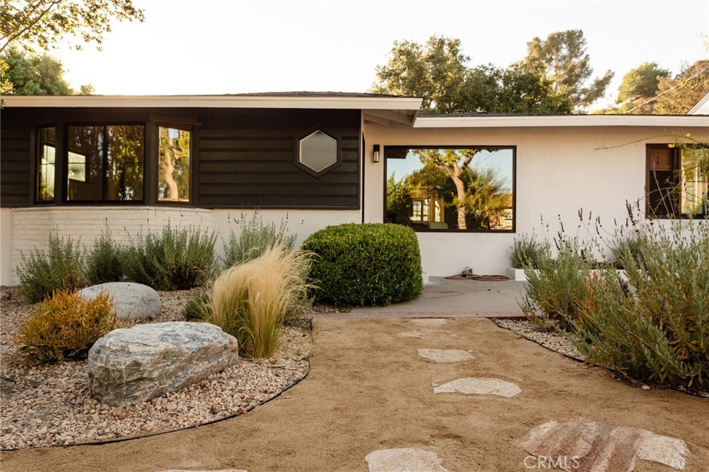 4367 Rising Hill Road Altadena, CA 91001 - Photo 3 of 57 a view of outdoor space and yard