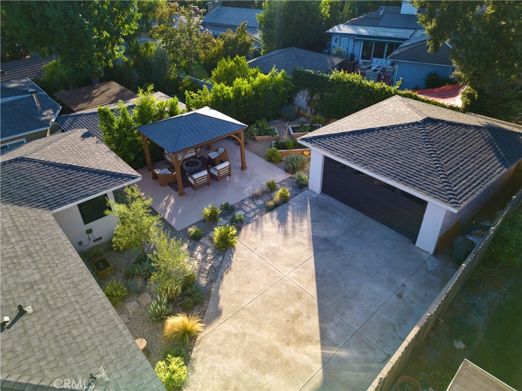 4367 Rising Hill Road Altadena, CA 91001 - Photo 53 of 57 an aerial view of a house with a yard